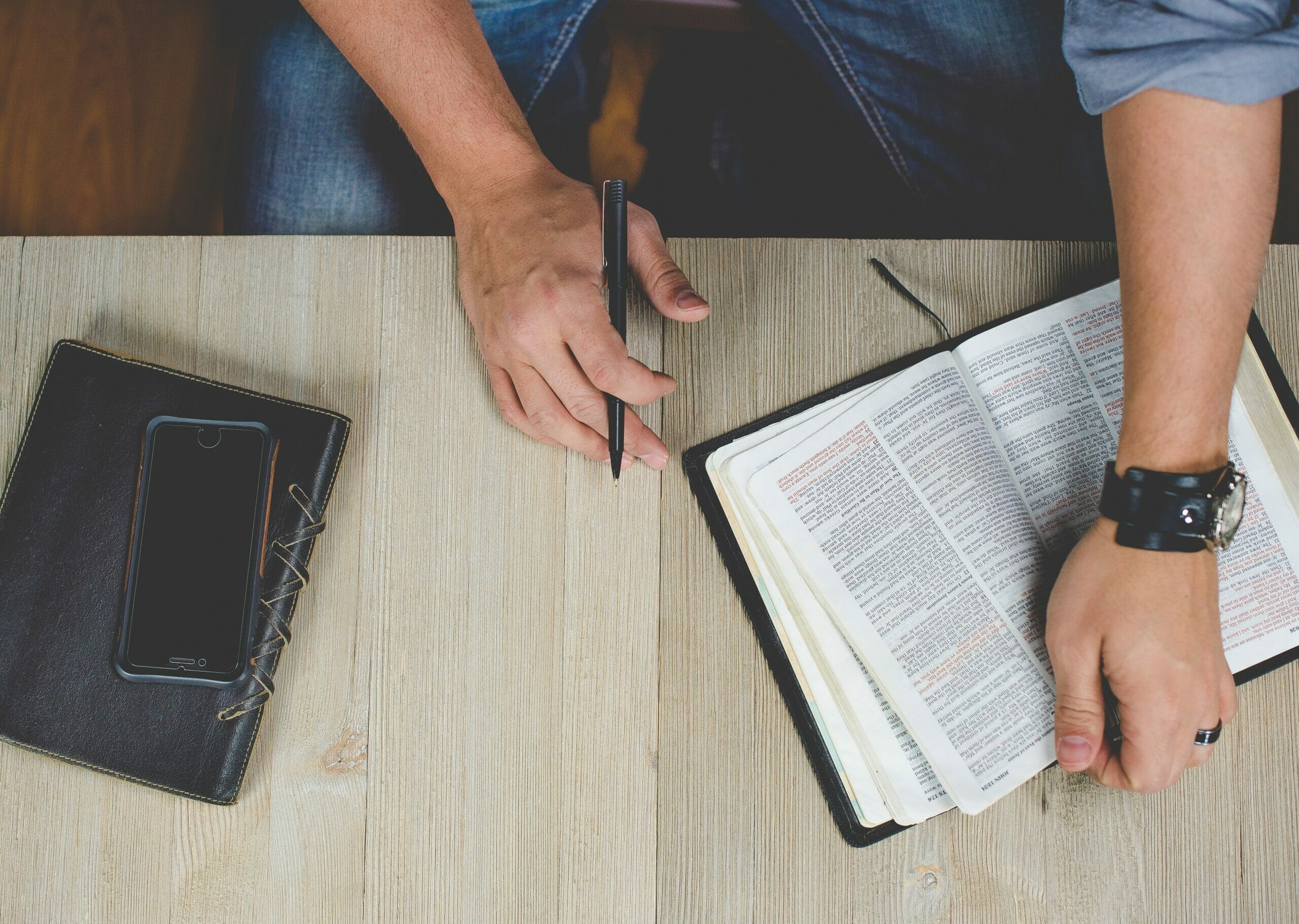 8 Ways To Approach Your Bible Reading